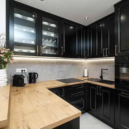 Apartament New Luxury With Balcony And Free Parking In The Garage *